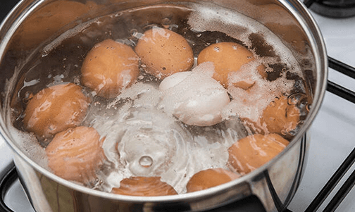 Alternatif Yumurta Haşlama Yöntemine Ne Dersiniz?